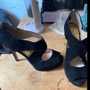 Michael Michael Kors Size 8 Women’s platform Pumps